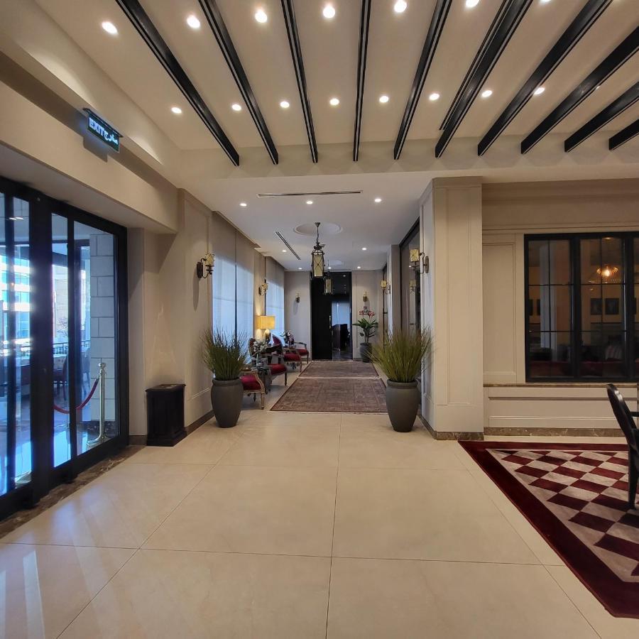 Ambassador, A Boutique Amán